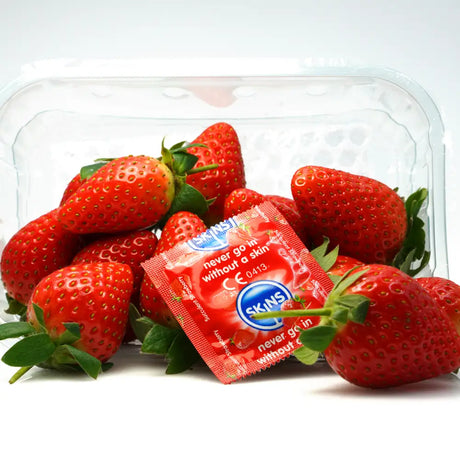 Skins Condoms Strawberry 4 Pack - Save 35% - Fast Shipping - Sale United Kingdom Stoke-on-trent