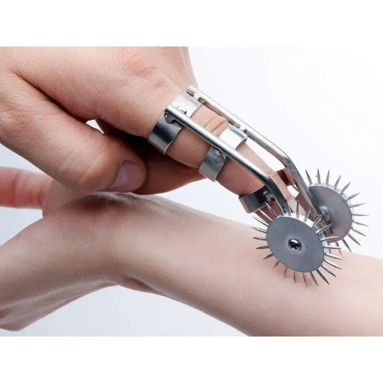Spikes Double Finger Pinwheel - Sex Toys - Save 25% - Fast Shipping - Sale United Kingdom Stoke-on-trent