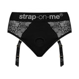 Strap orm leas a bhaint as lingerie diva beag