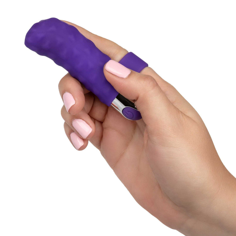 Jeu intime pour un doigt rechargeable violet